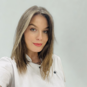 Kristína Krajčoviechová Kristína Krajčoviechová