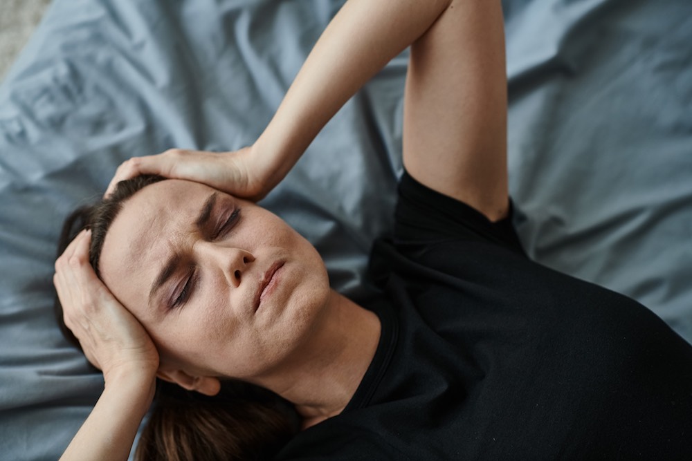 Chudnutie počas perimenopauzy: Kompletný sprievodca, ako schudnúť bez hladovania a frustrácie